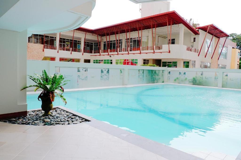 Cityland Tagaytay Taal Lake View City View Free Pool Parking Studios With Balcony Are City View Tagaytay City Exterior foto
